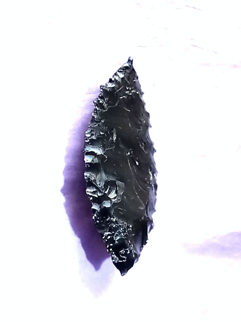 アイヌ仕様矢じり 尖頭器 d 石器 黒曜石 模写