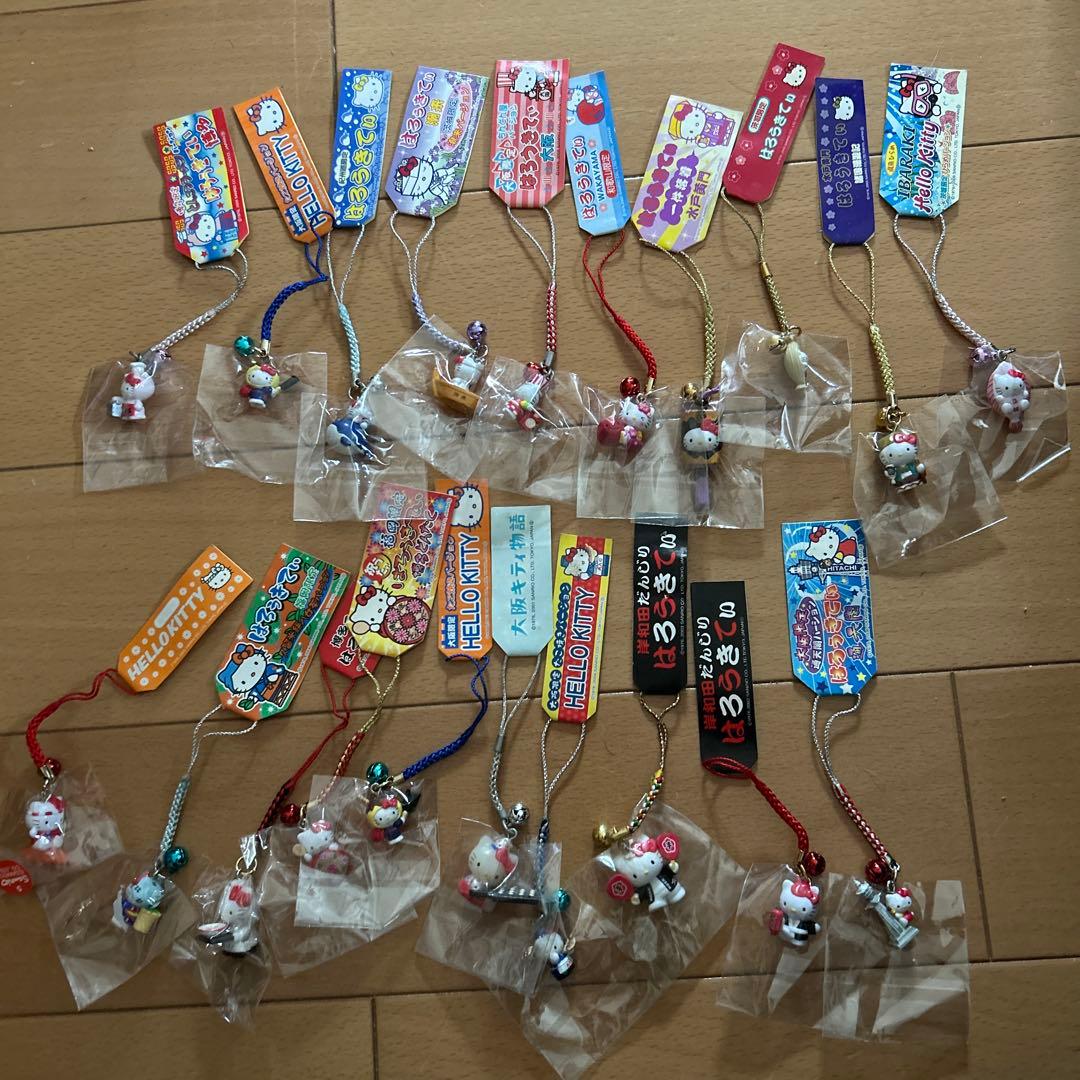 ご当地キティ　根付け　101個