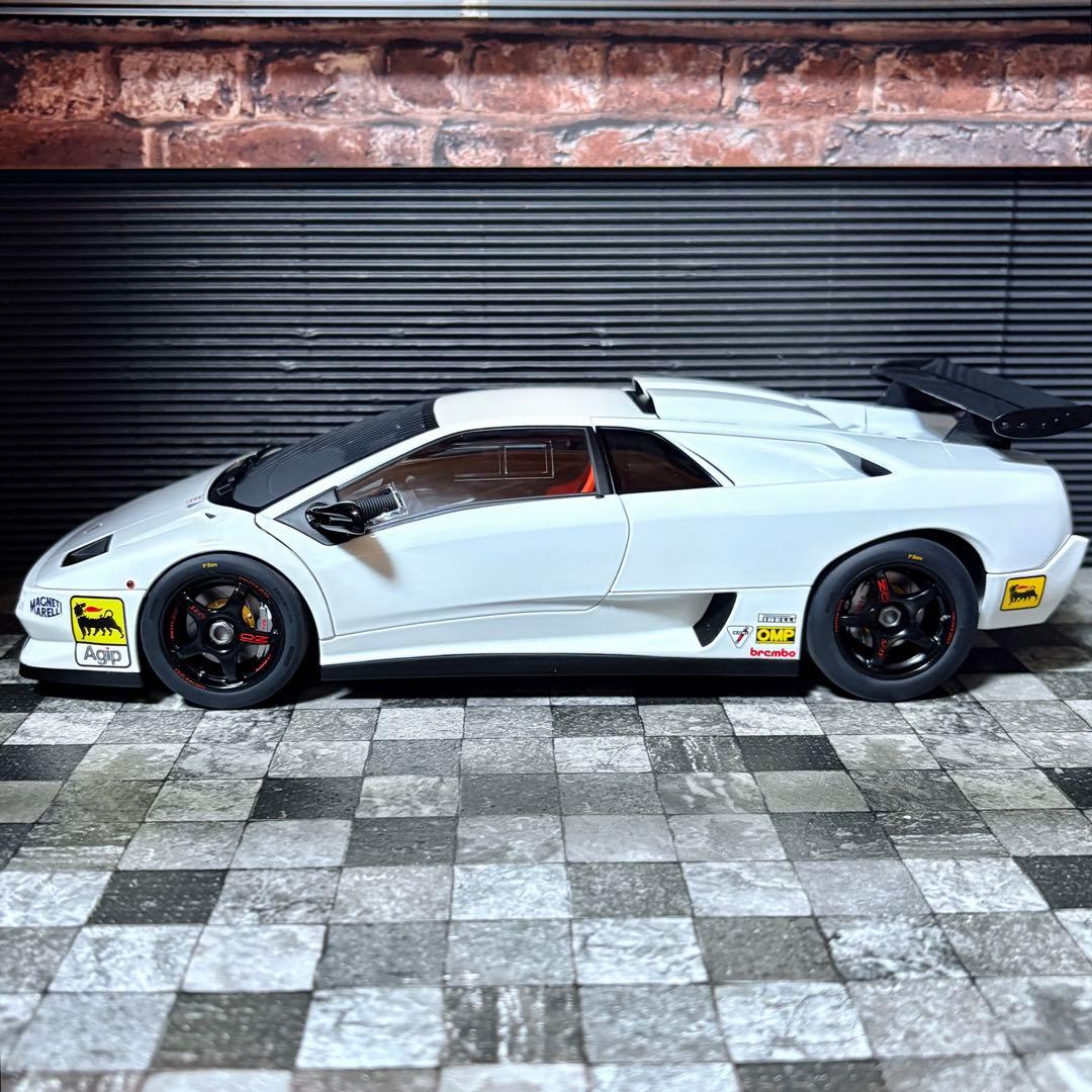 ワンオフカスタム 1/18 AUTOart ランボルギーニ ディアブロ SV-R