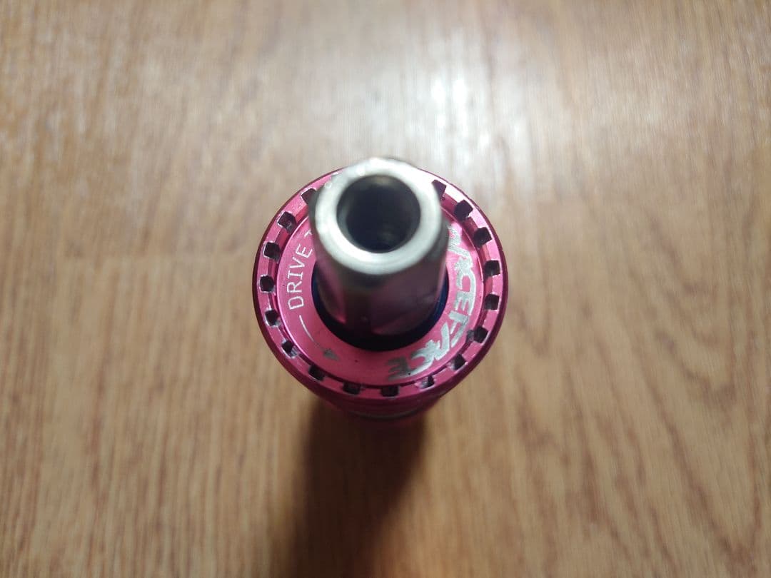 RACEFACE レースフェイス ボトムブラケット テーパースクエア BB