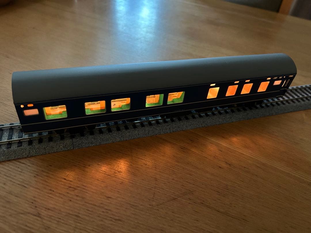 【金属製：内装付】KATSUMI HOゲージ鉄道模型20系ブルートレイン7両組