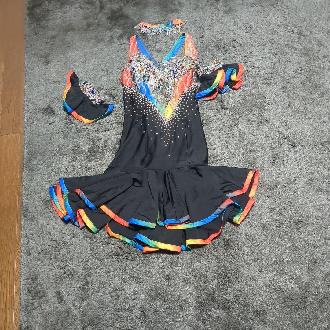 社交ダンスラテンドレス 黒 赤 青 フレアスカート