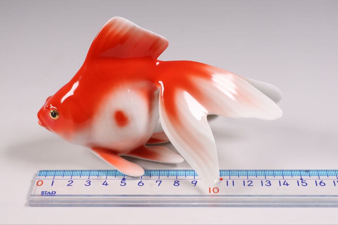 【CM316】ボーンチャイナ 金魚 置物 一点イタミありオマケ ノリタケ