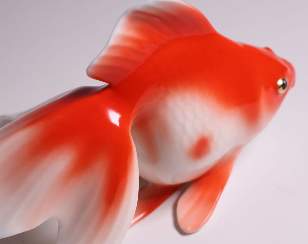 【CM316】ボーンチャイナ 金魚 置物 一点イタミありオマケ ノリタケ