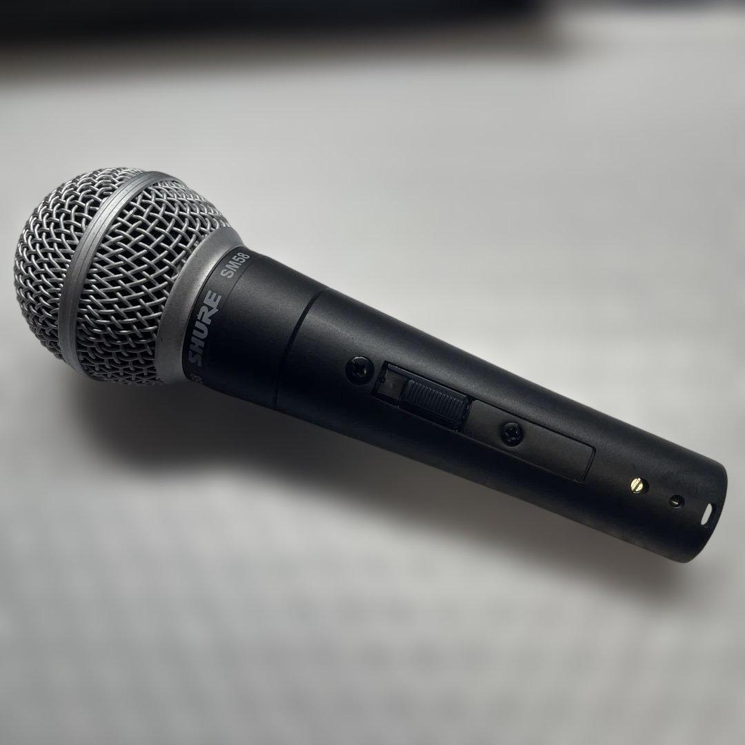 SHURE ボーカル用ダイナミック　マイクロホン