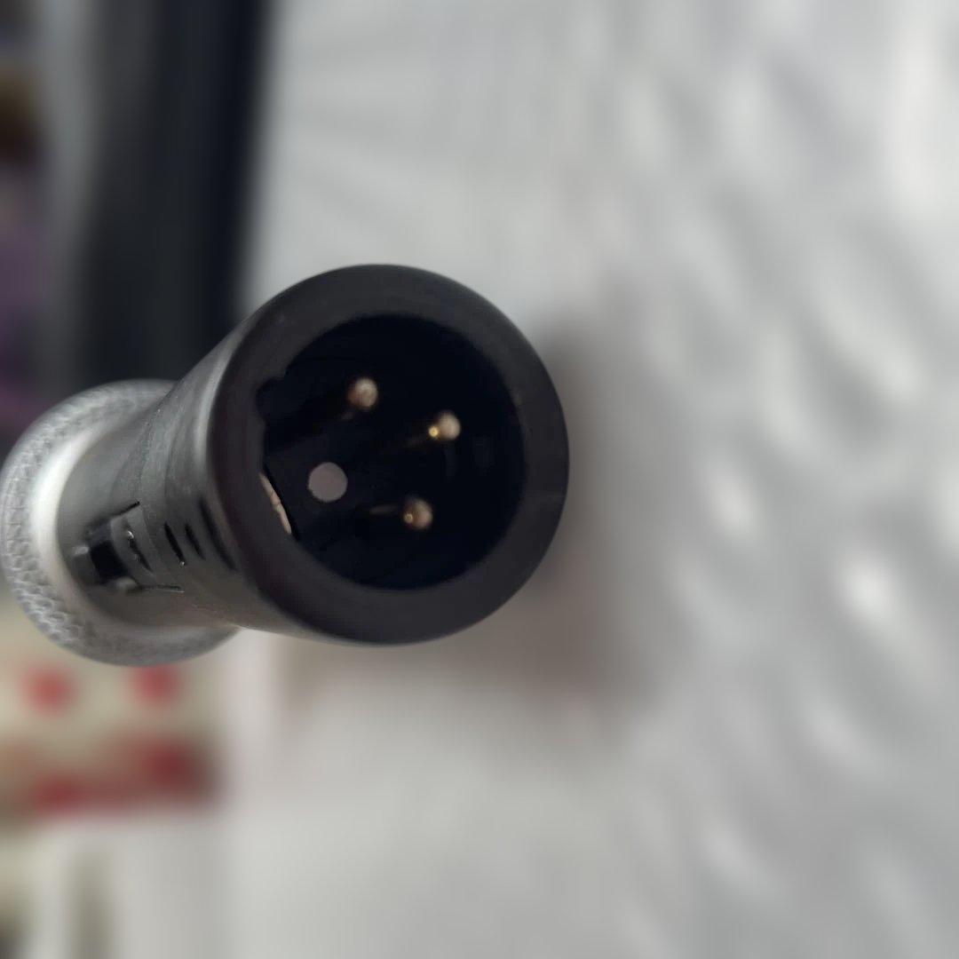 SHURE ボーカル用ダイナミック　マイクロホン