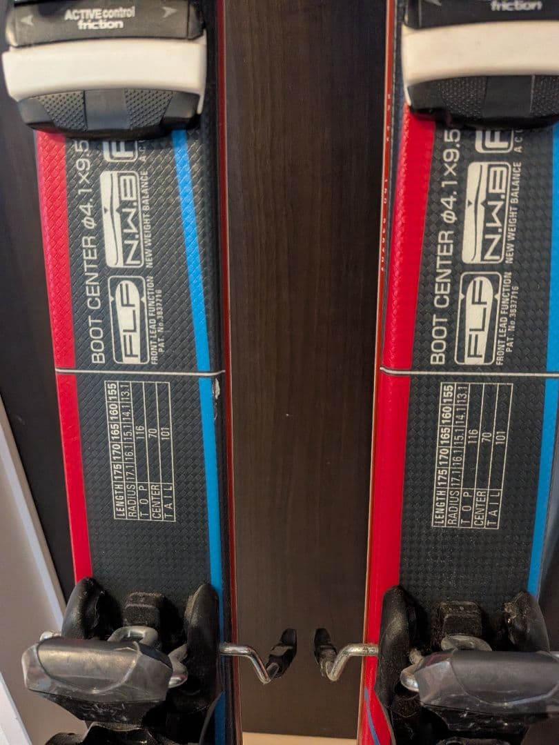 【人気】OGASAKA Xeos スキー板 160サイズ