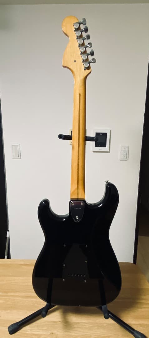 SQUIER JV シリアル　1983年