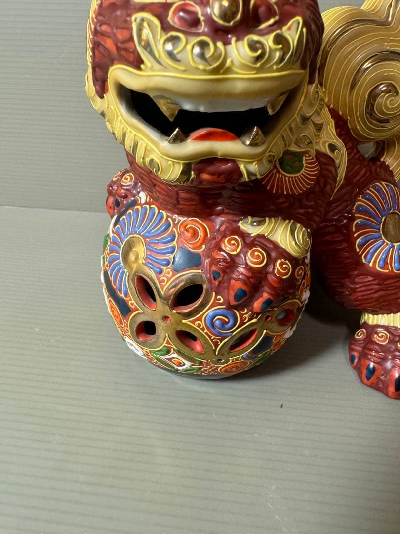 2870 九谷焼 玉乗り獅子 狛犬 シーサー 置物 開運 魔除け 縁起物 骨董品
