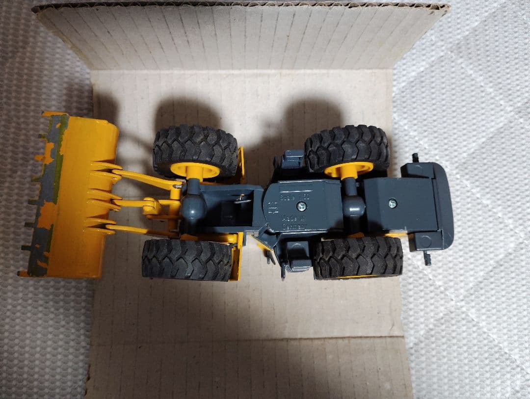 コマツ WA 470-5 　1/50絶版品