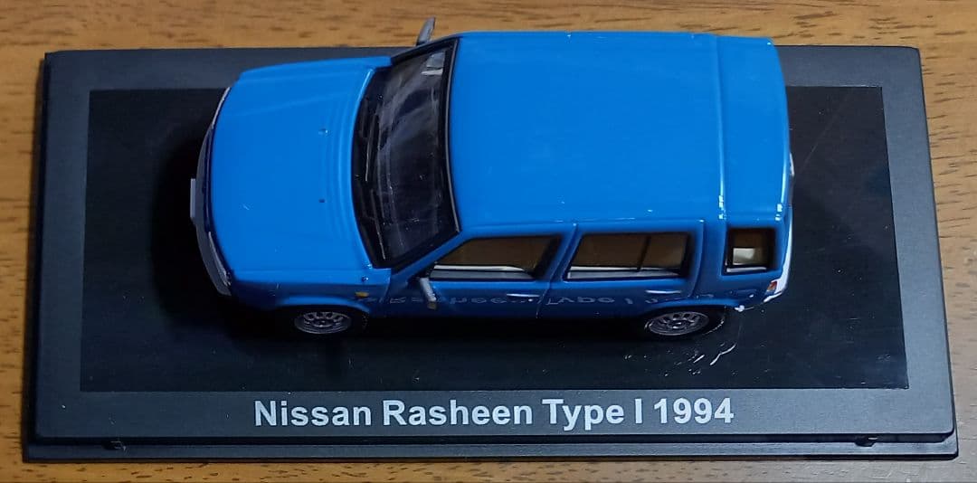 中古カー模型　Nissan Rasheen Type I 1994