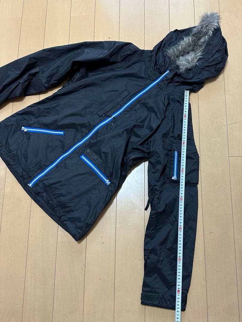 BURTON フード付きレディース　ブラックジャケット Mサイズ