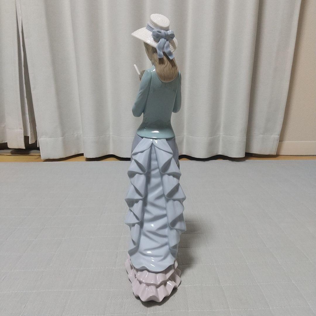 【値下げしました！】リヤドロ 読書をする貴婦人 LLADRO 05000
