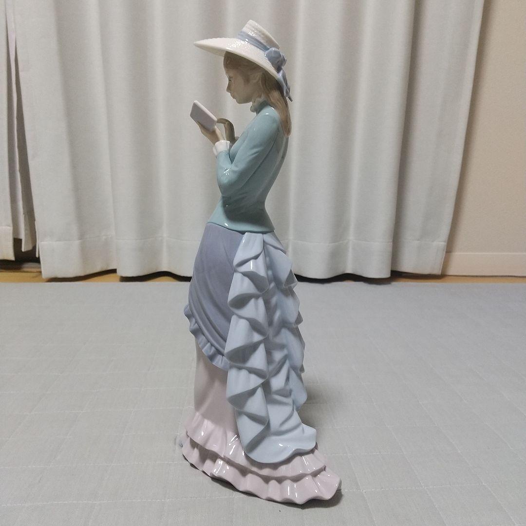 【値下げしました！】リヤドロ 読書をする貴婦人 LLADRO 05000