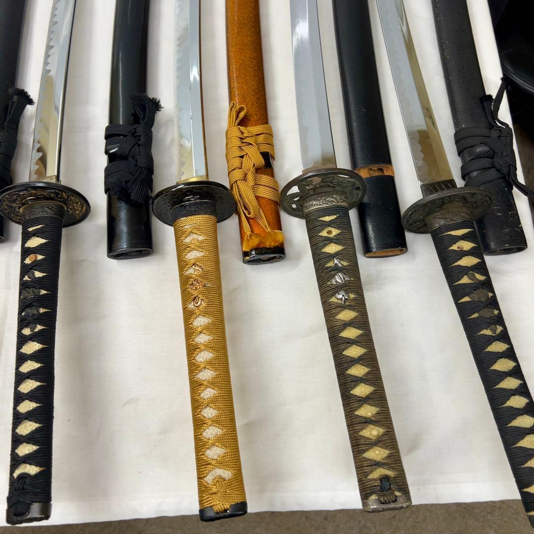 【現状品】模造刀 10本 まとめ 太刀 脇差 透かし鍔 龍鍔 鞘 模擬刀 日本刀