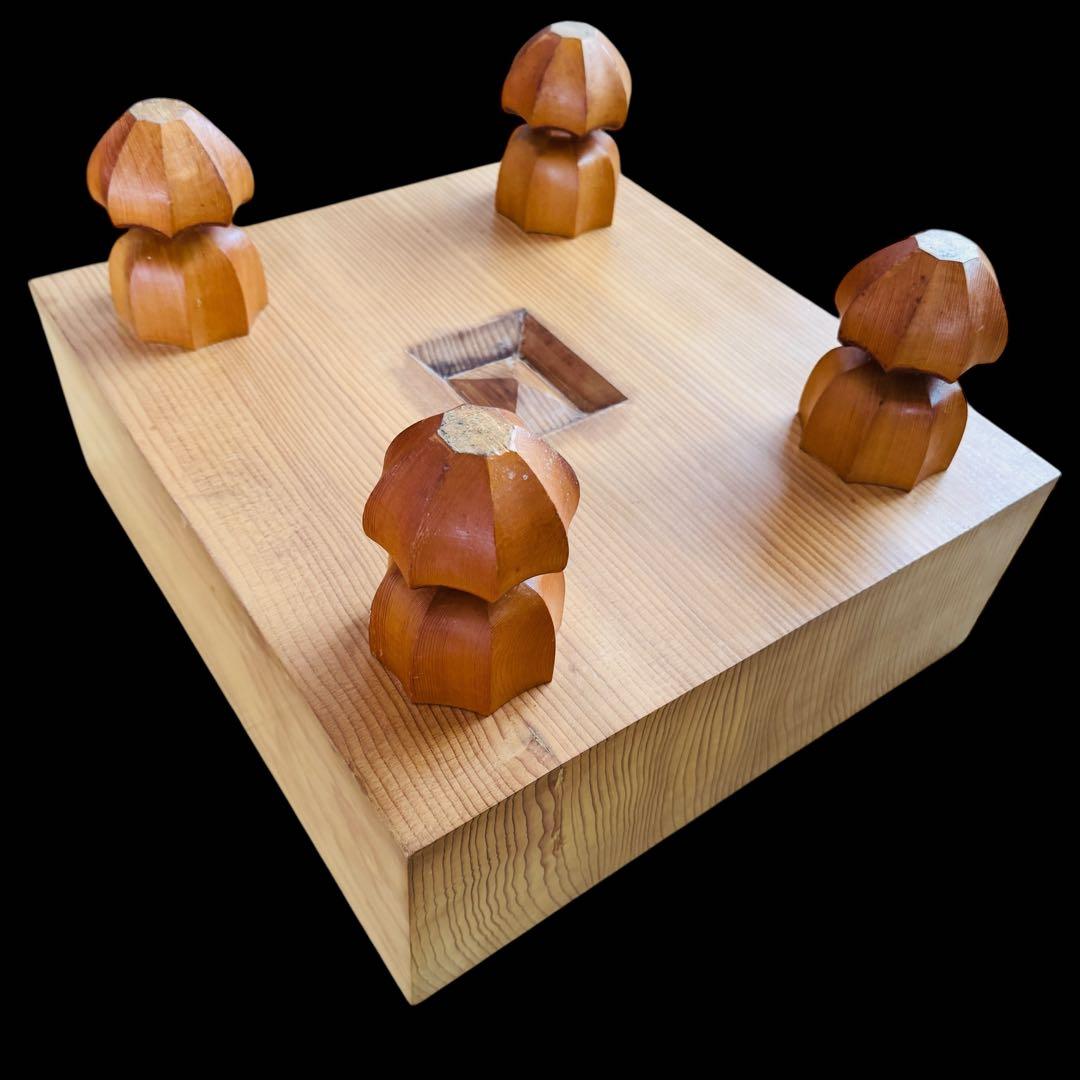 【 新榧 】 囲碁 碁盤　脚付き へそ有り 柾目　5寸