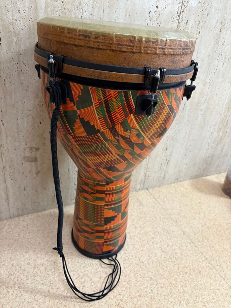 REMO ジャンベ　カラフルデザイン