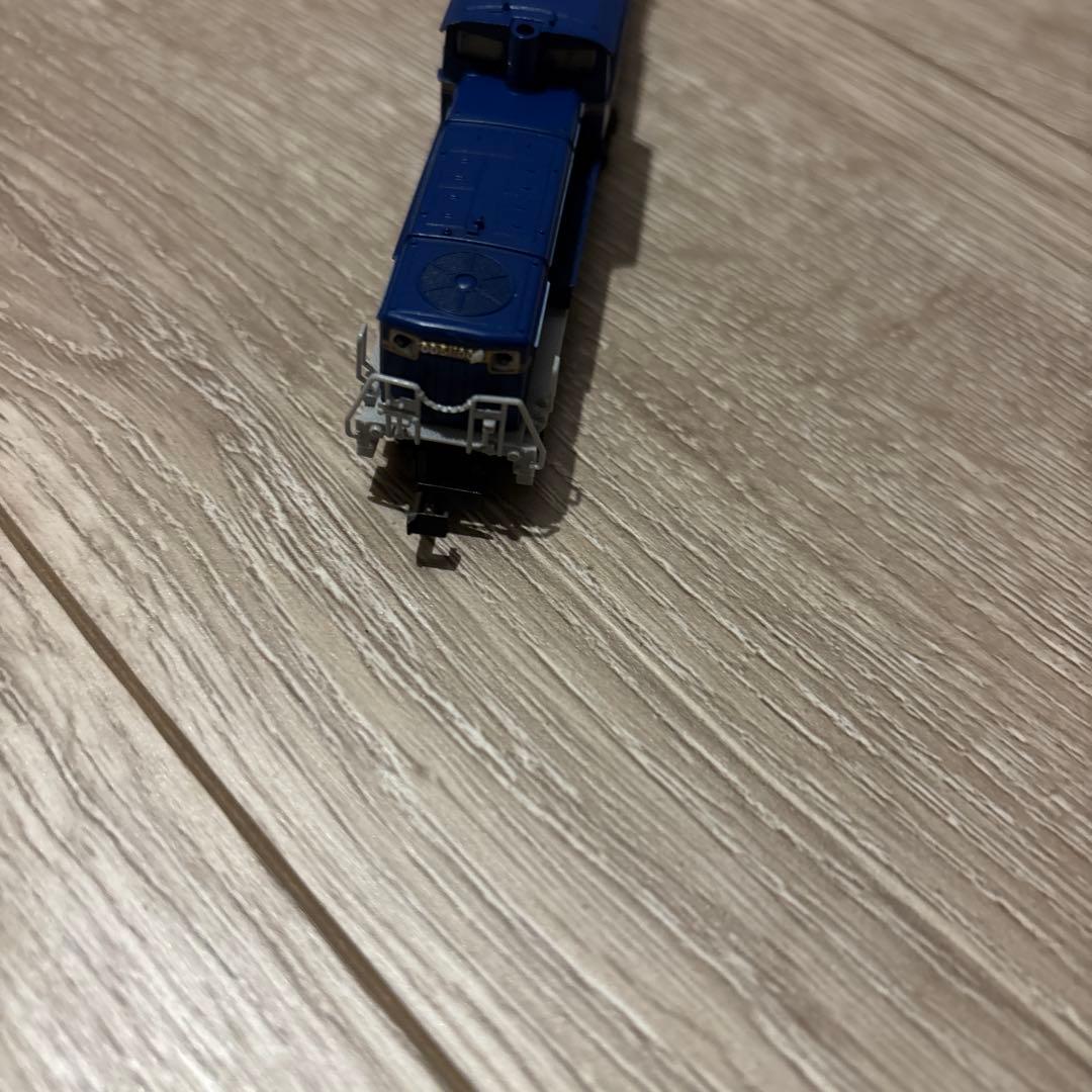 JR DD51形 ディーゼル機関車 、JR北海道EF81形トワイライトカラー