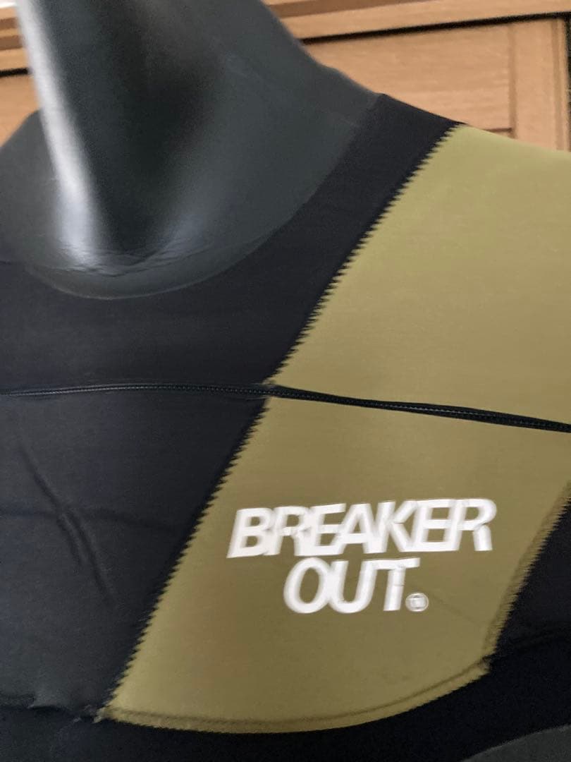 ブレーカーアウト　セミドライ　XL 5/3ミリ　チェストジップ