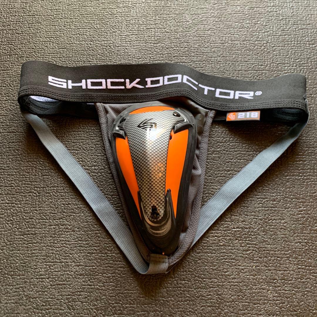 ファウルカップとケース