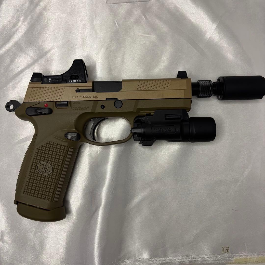 超美品　マルイFNXー45 タクティカル　カスタムセット　サバゲー　トレーサー付