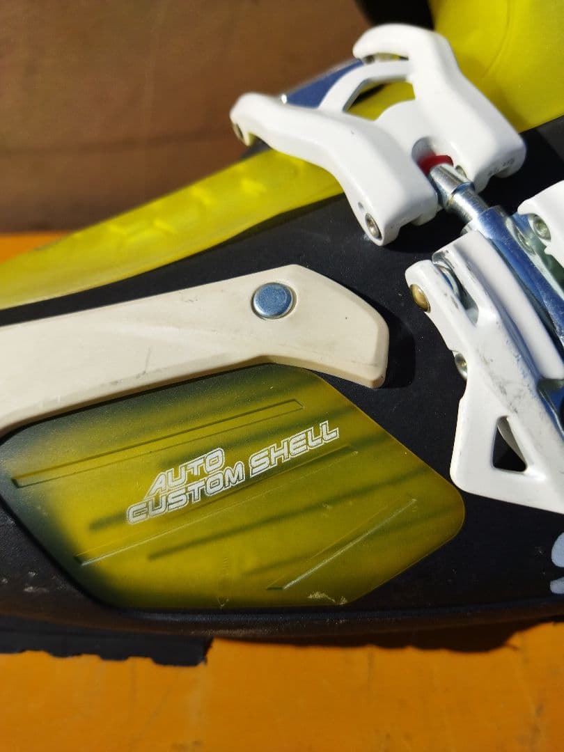 サロモン　スキーブーツ 28cm　男性用 ブラック/イエロー