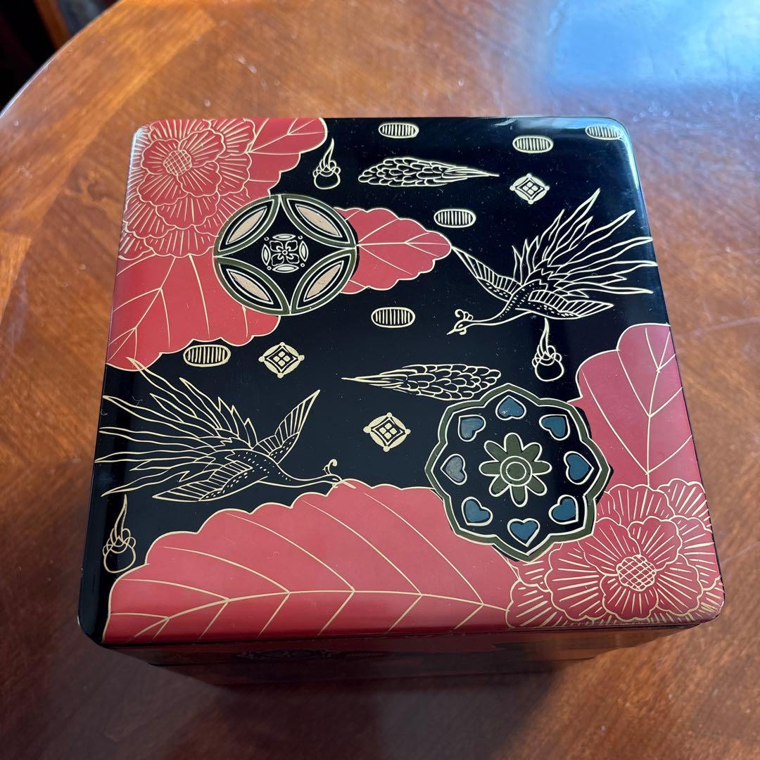 本漆会津塗　「錦絵文」　三段重箱　花柄 鶴 黒