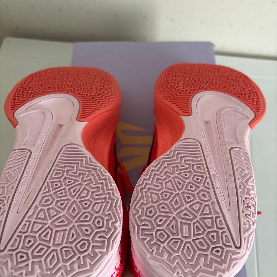 Nike ジャ2 バレンタイン