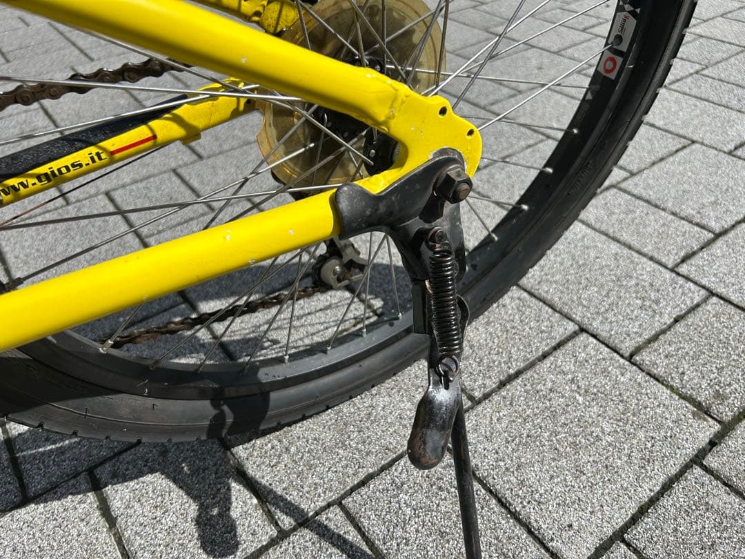 引取限定　GIOS ジオス ジェノア　22インチ　イエロー