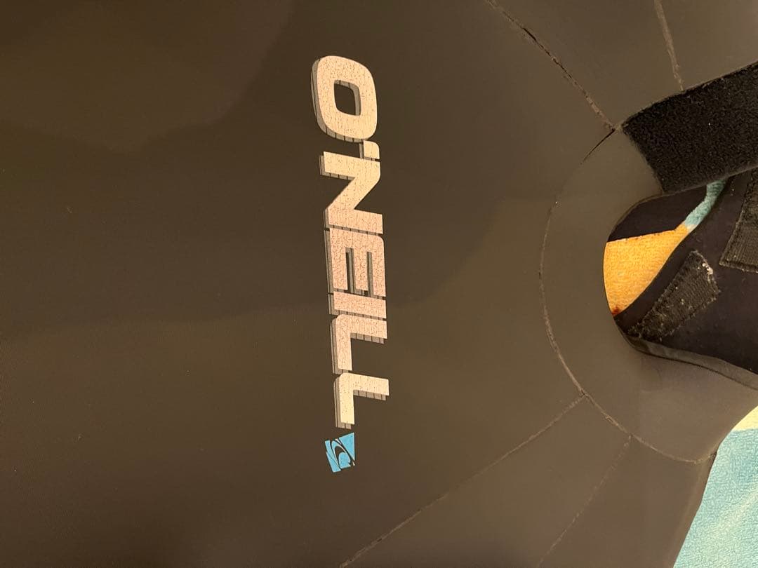 オニール　ウェットスーツ（5✖️3㎜セミドライ）　　　fellow ホットインナー