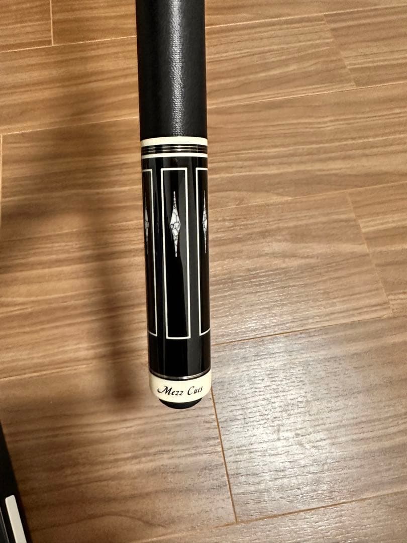 新品Mezz Astr 233ビリヤードキュー