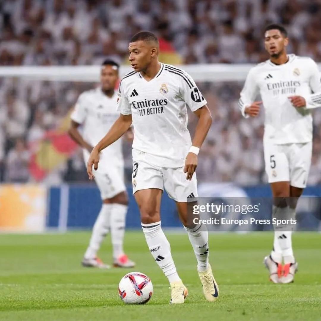 レアルマドリー エムバペ 130cm 新品