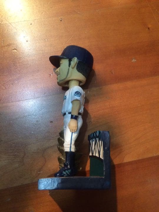 イチロー選手 ボブルヘッド フィギュア