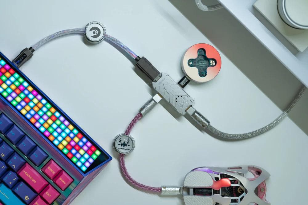 AngryMiao WINSHOP 4ポート フル8Kゲーミングケーブル ピンク