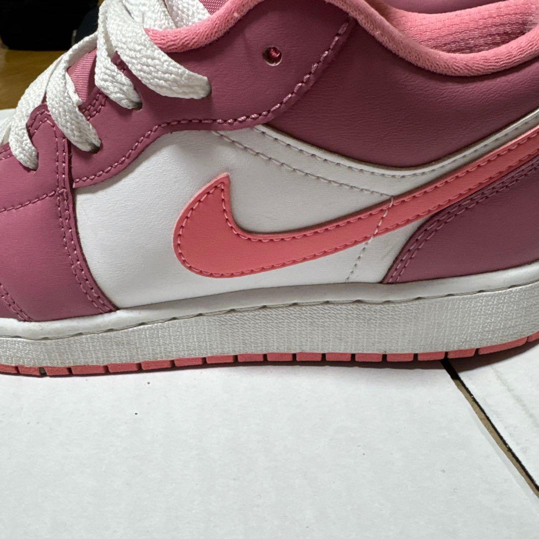 エアジョーダン　NIKE ナイキ　1LOW デザートベリー　スニーカー