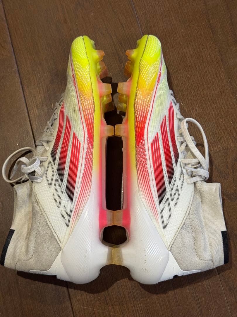 F50 ELITE FG MID W（24.0）