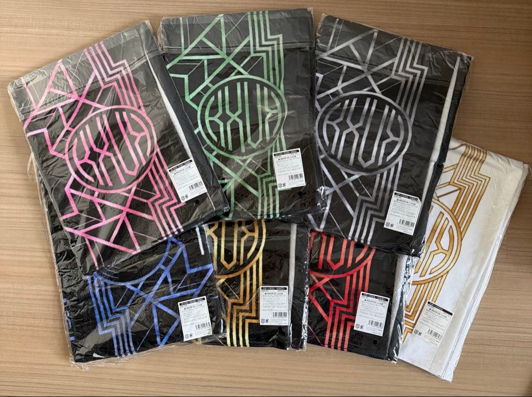 107 倖田來未 / LIVE TOUR 2016 限定タオル＋通常タオルセット