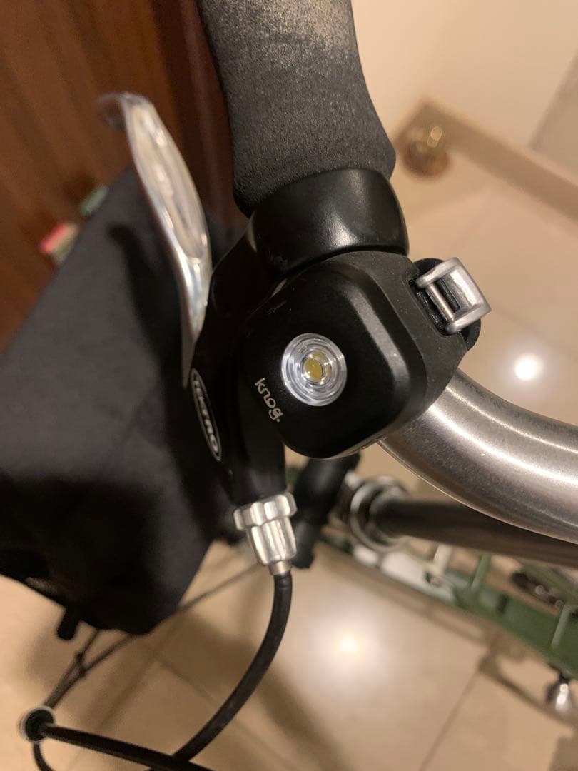 キャリーミーソリッドタイヤ室内保管2020 送料込み　最終価格です。