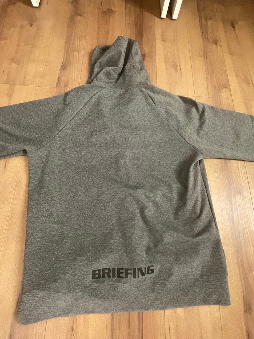 BRIEFING フード付きパーカー グレー