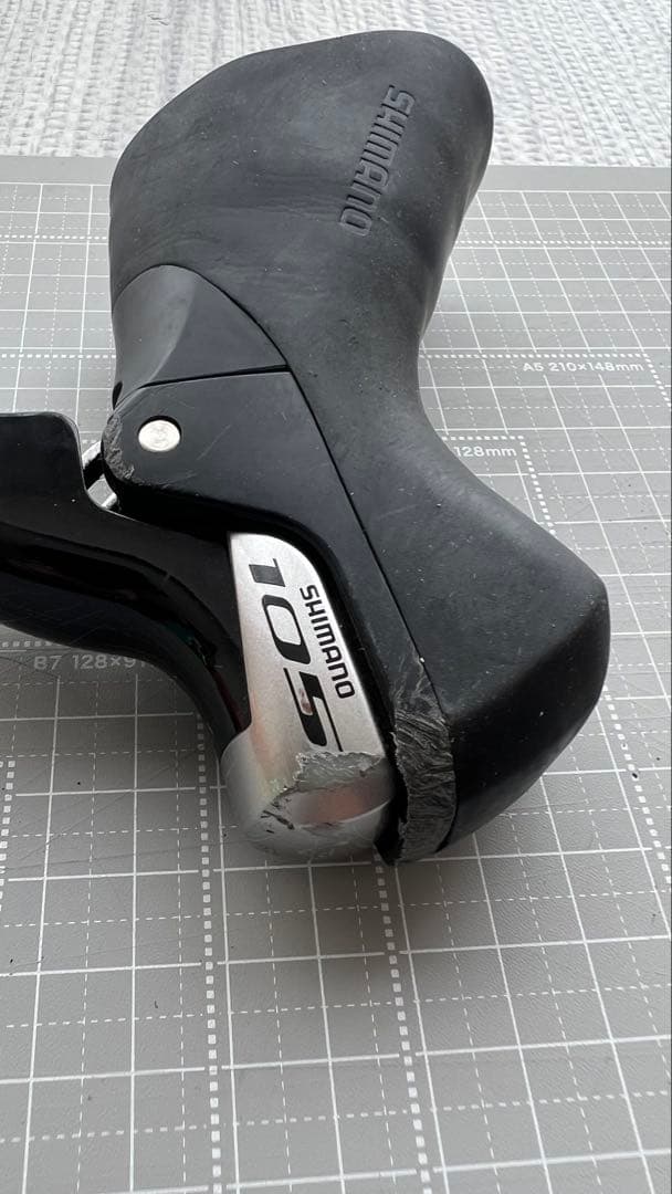 シマノ 105 11速 のSTI (ST-5800)