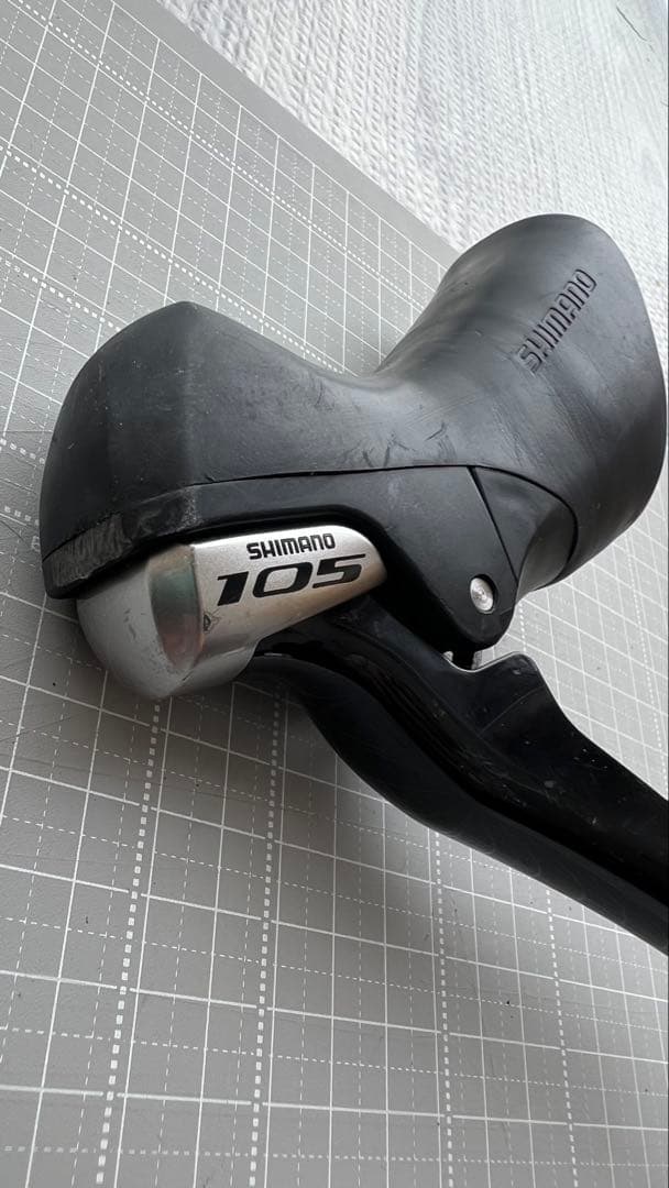 シマノ 105 11速 のSTI (ST-5800)