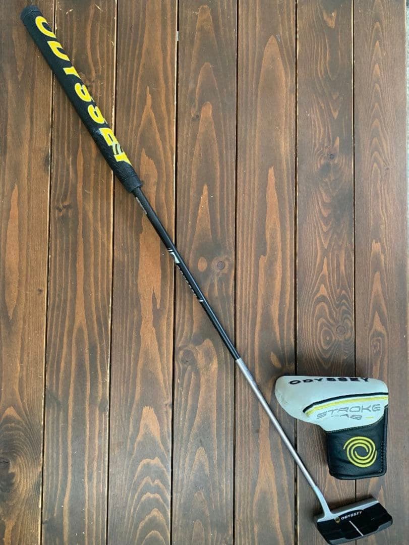 Odyssey Stroke Lab Double Wide パター　カバー付き