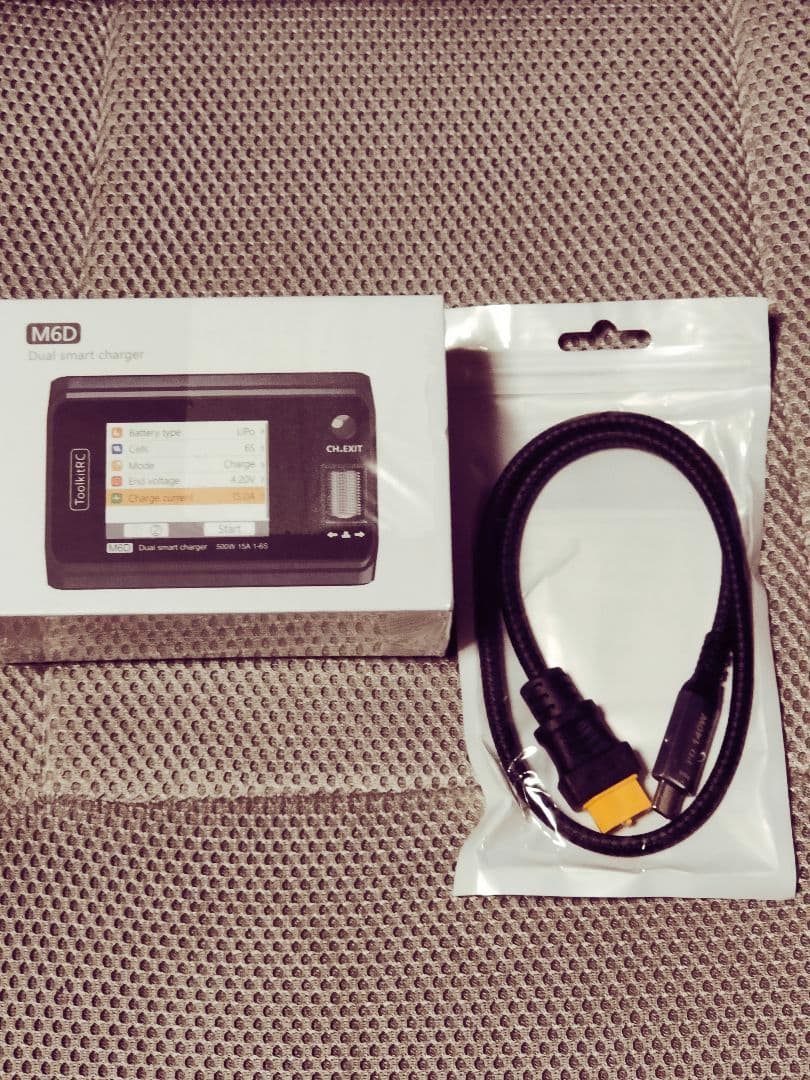 toolkitrc M6D充電器とUSB to xt60ケーブルセット未使用新品