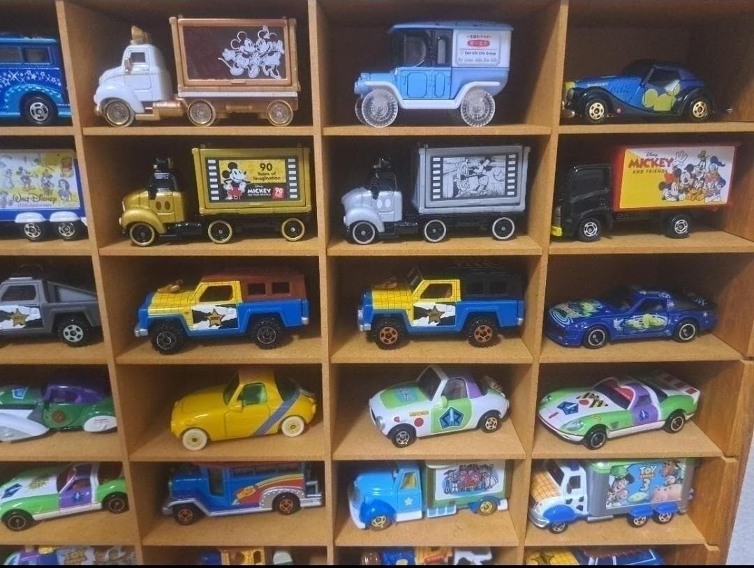 ディズニートミカ　ディズニーモータース　トミカ　まとめ売り　48台売り