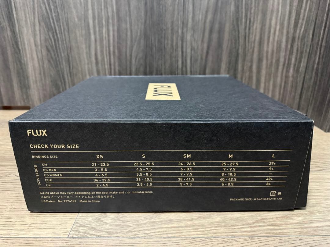 FLUX CV 24-25 Mサイズ 箱あり