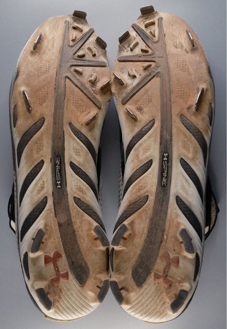 家宝級レア！ブライス・ハーパー 公式戦実使用 直筆サインスパイク（シューズ）