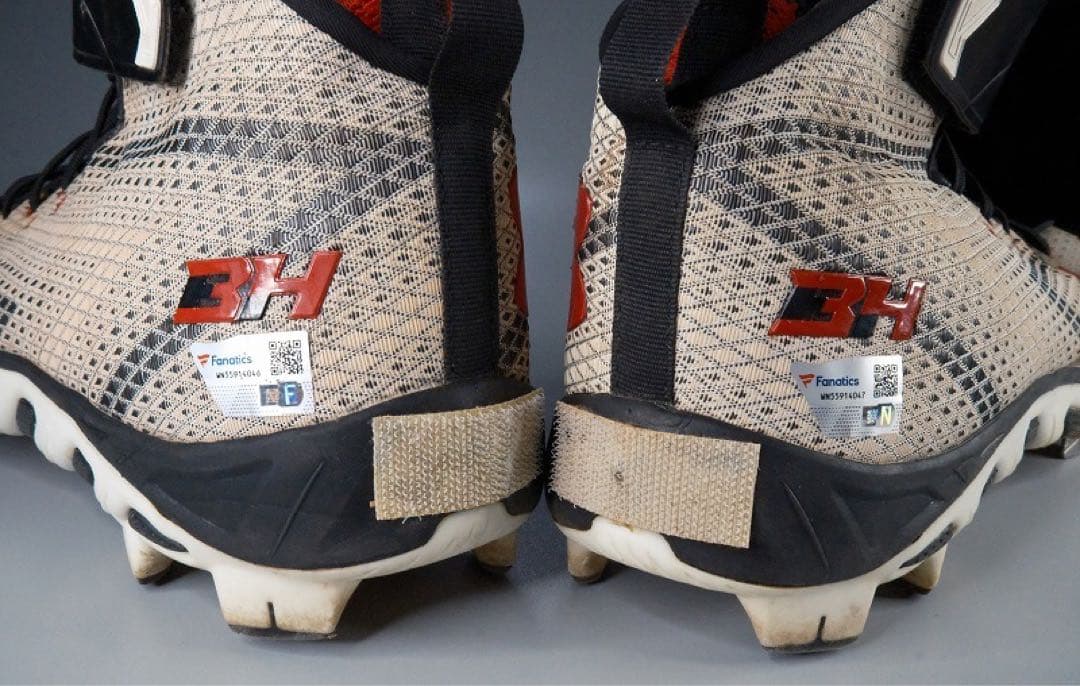 家宝級レア！ブライス・ハーパー 公式戦実使用 直筆サインスパイク（シューズ）