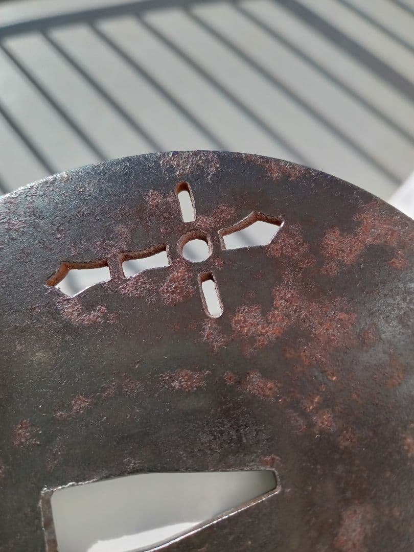 刀匠鐔（キリシタン鍔）　江戸時代初期