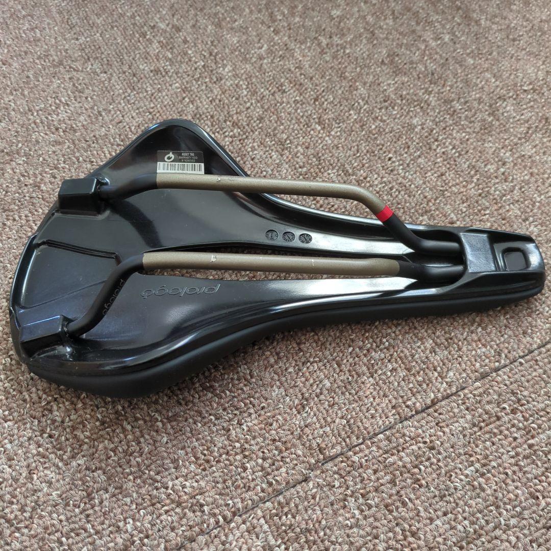 プロロゴ Prologo Nago R4 PAS Tirox サドル 147mm