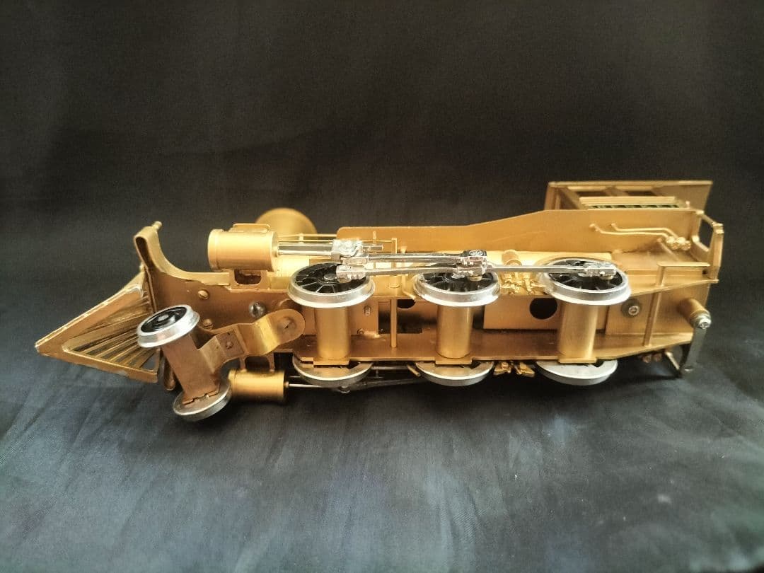 蒸気機関車 弁慶号 H.K PORTER【レール基台・ケース付】